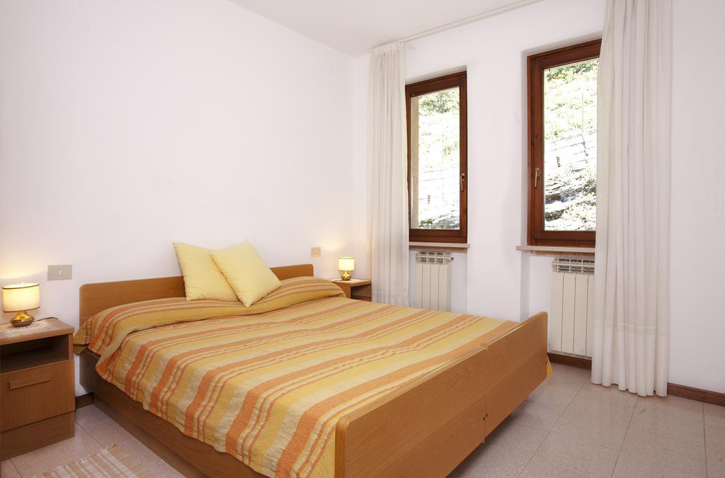 Residence Le Balze Μαλτσεζίνε Δωμάτιο φωτογραφία