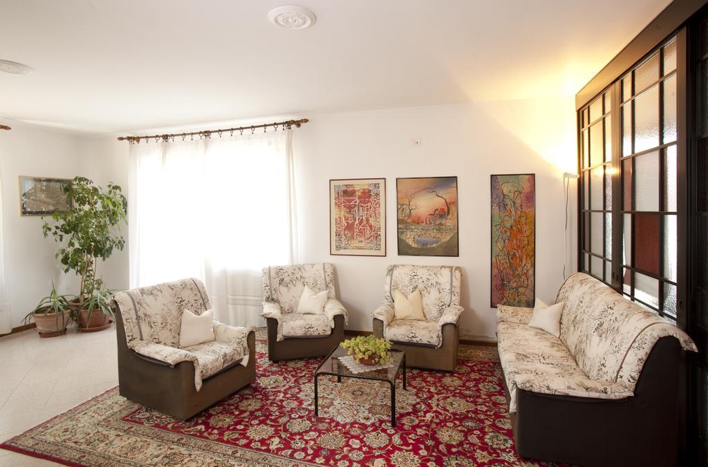 Residence Le Balze Μαλτσεζίνε Εξωτερικό φωτογραφία