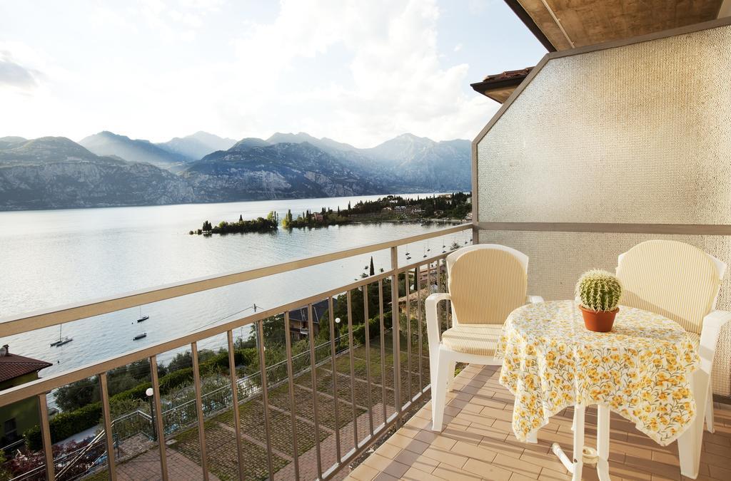 Residence Le Balze Μαλτσεζίνε Δωμάτιο φωτογραφία